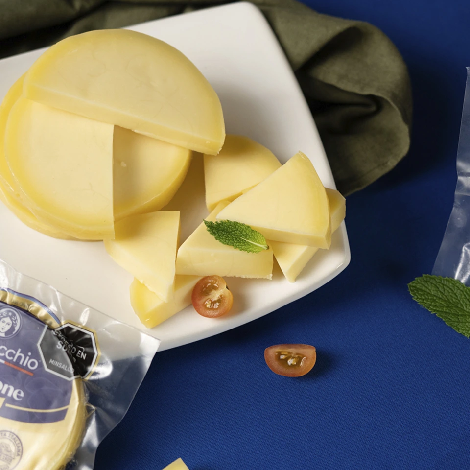 Provolone rodajas